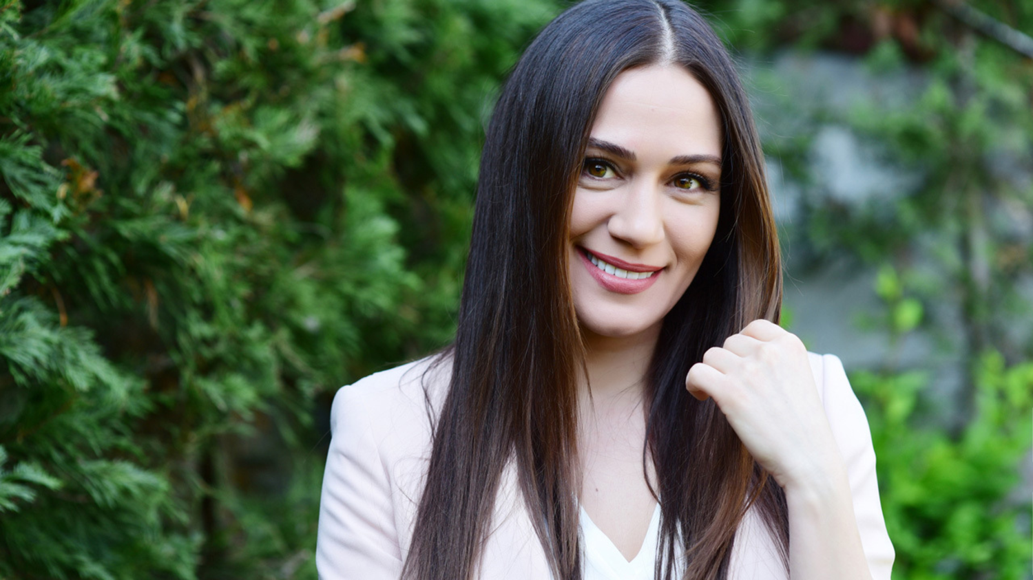 Ünlü oyuncu Özge Borak üniversiteyi kazandı